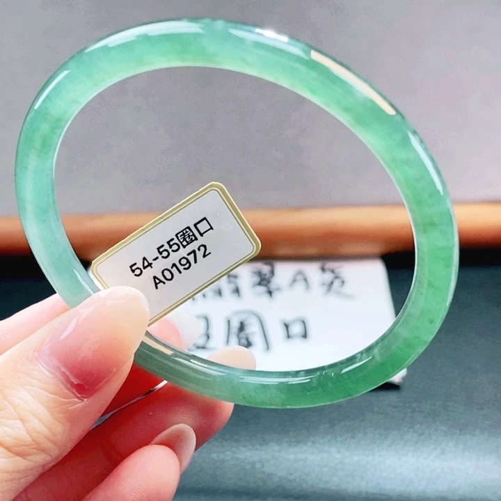 翡翠未镶嵌手镯翡翠手镯96