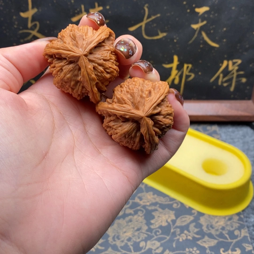 吊坠文玩核桃禁*白狮子