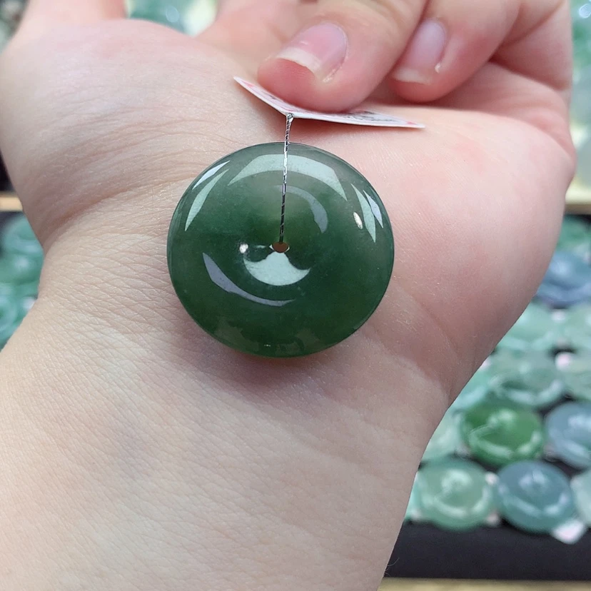 【闪购商品】颈饰未镶嵌翡翠