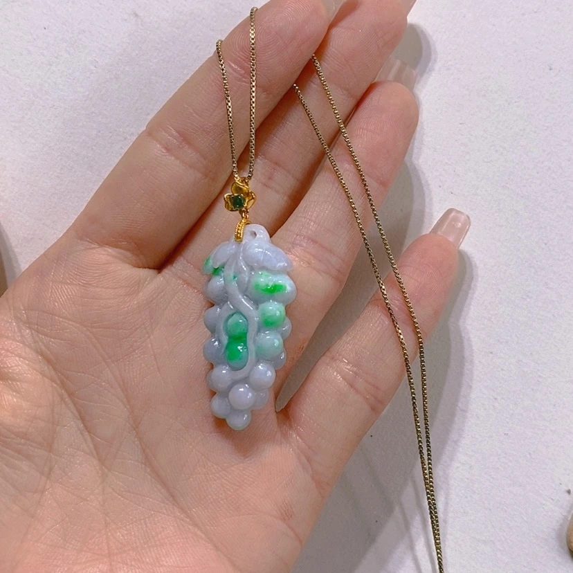 【闪购商品】翡翠未镶嵌颈饰