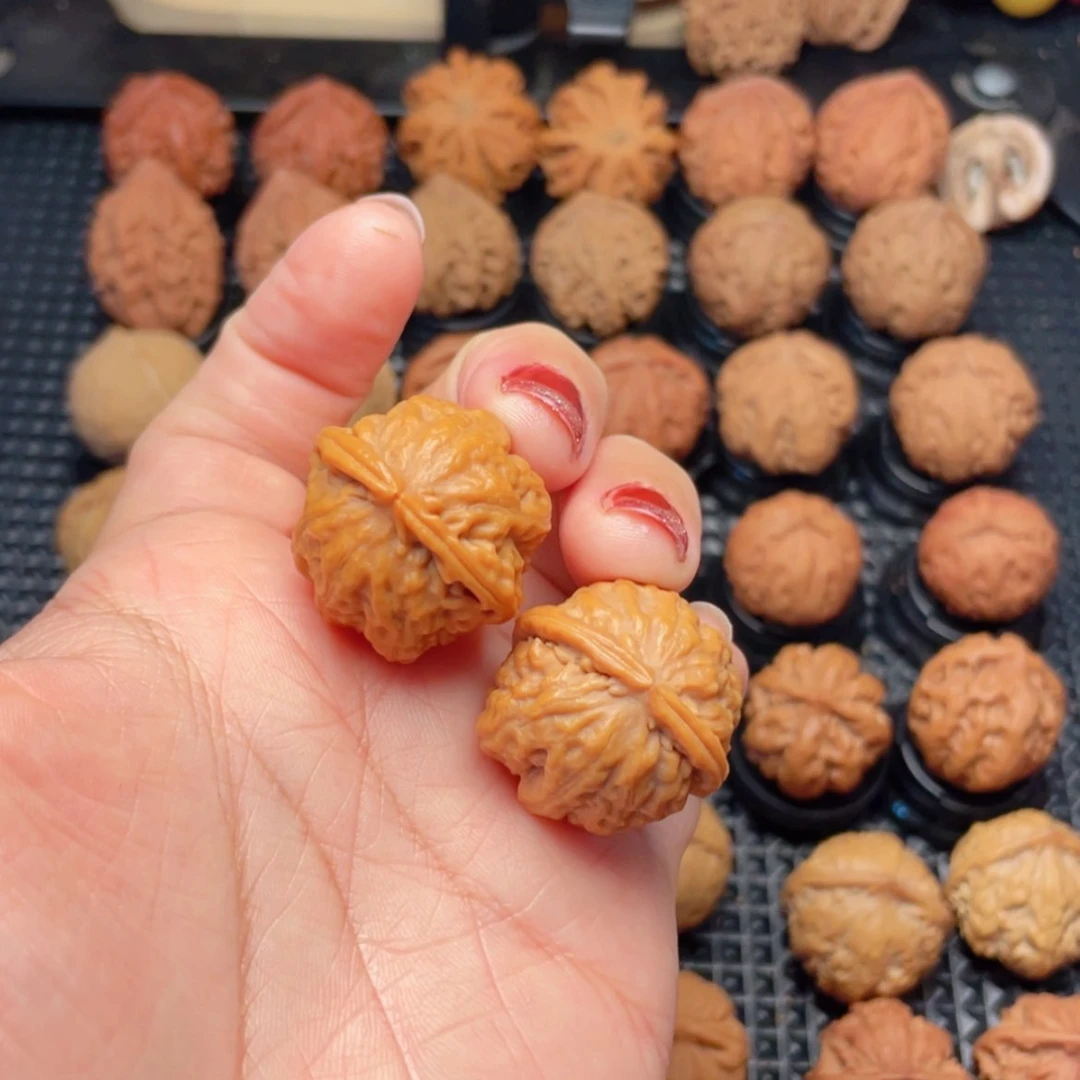 【闪购商品】把件文玩核桃玉石方尊