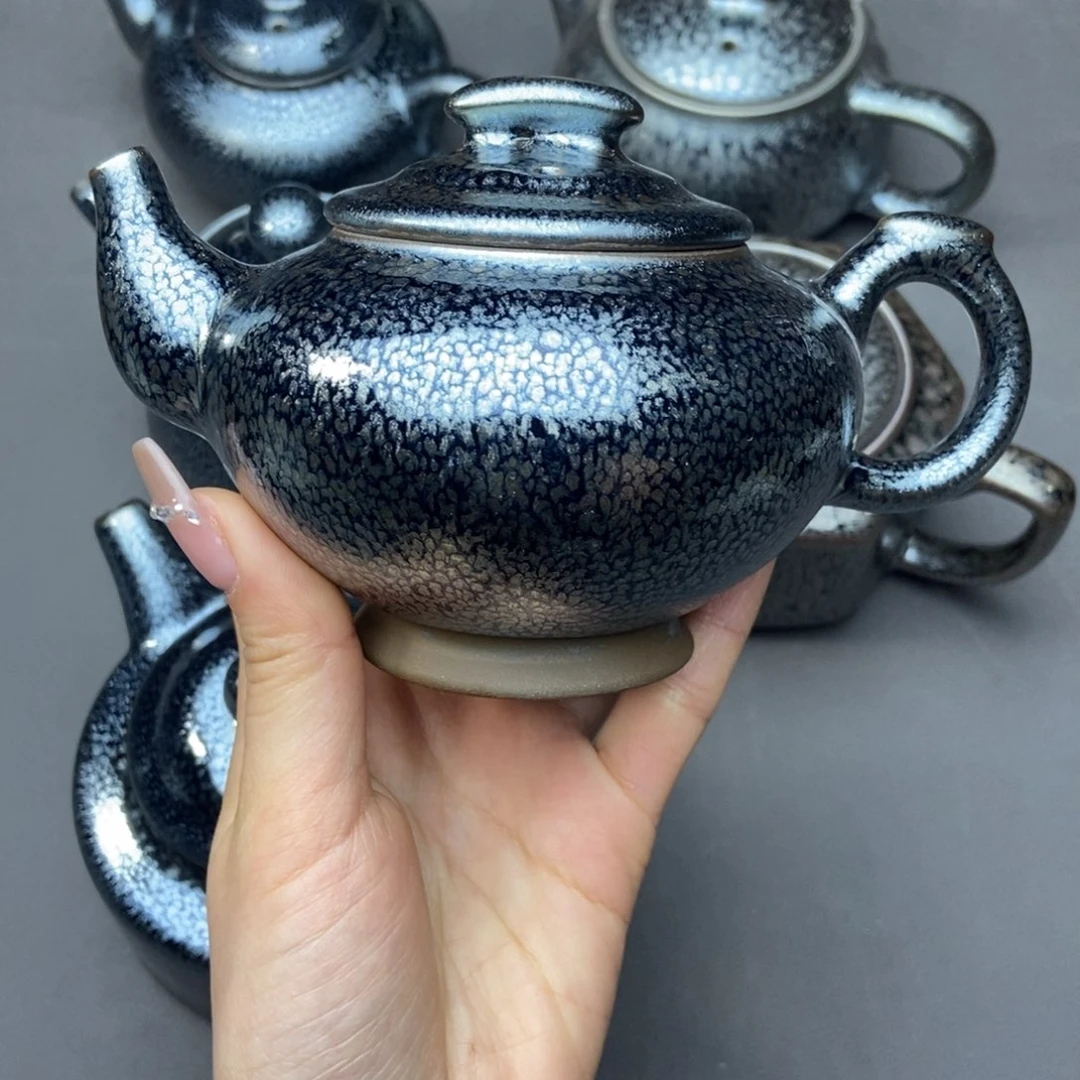 茶盏成*建阳建盏铁胎壶