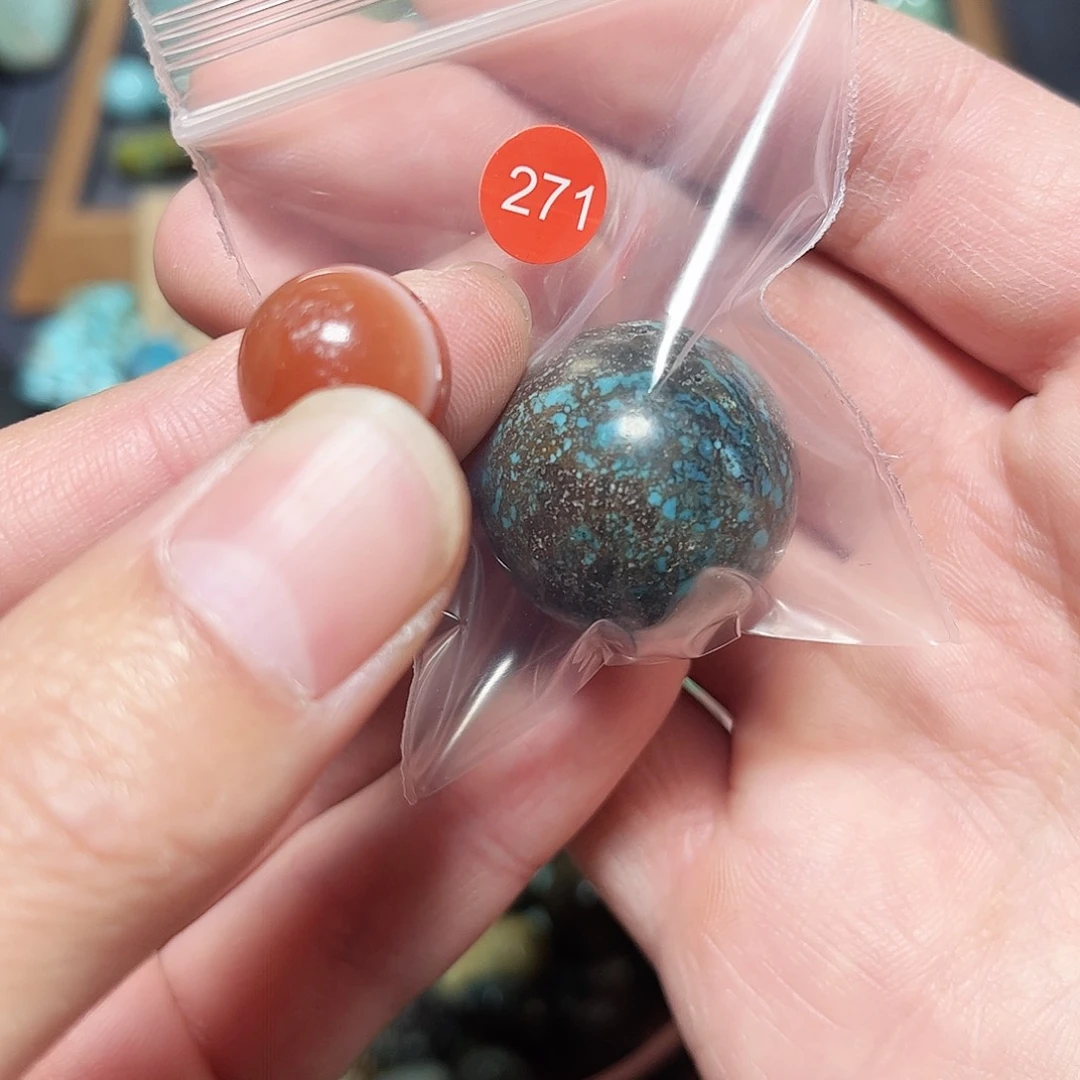 西***雨玛瑙/玉髓未镶嵌珠宝奇石