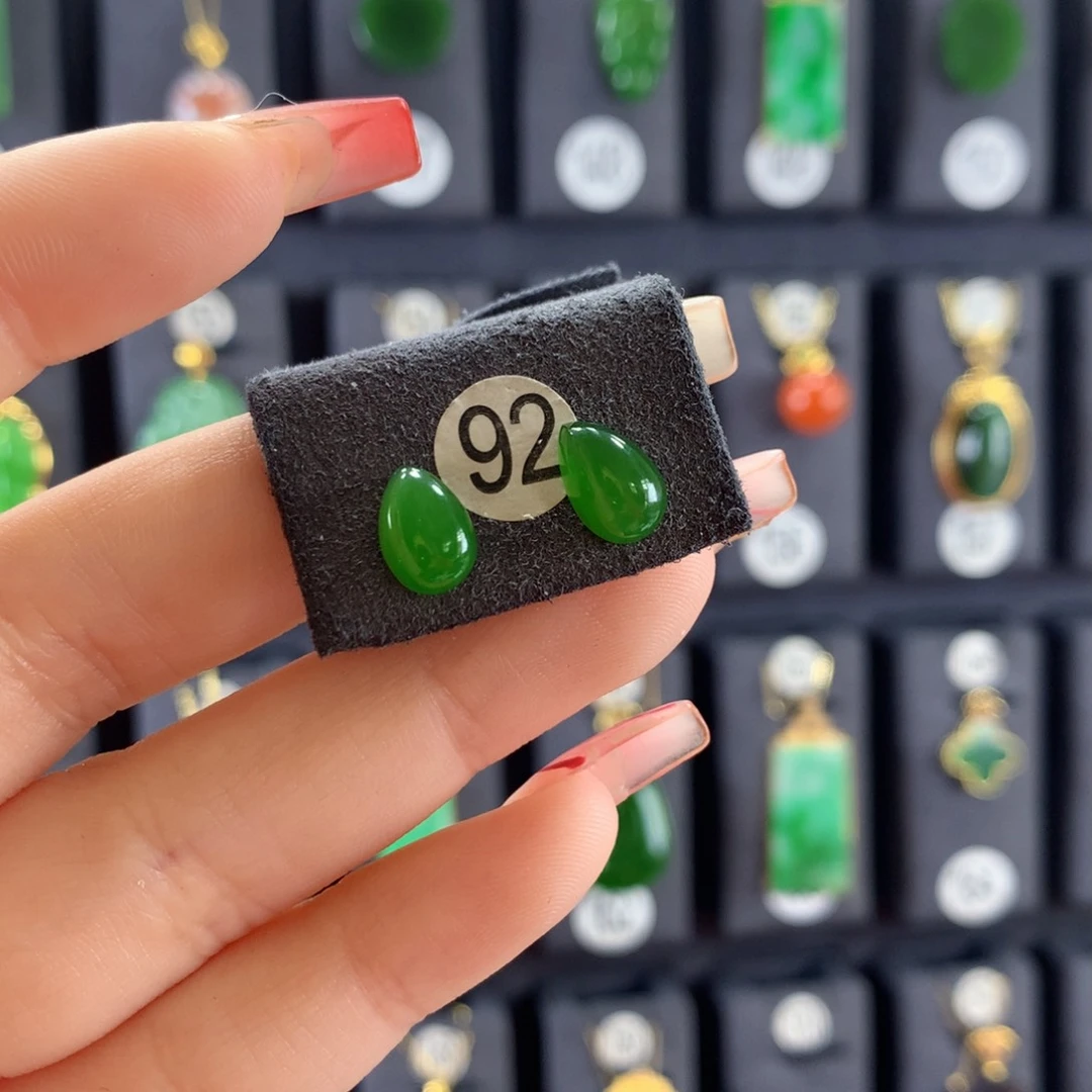 和田玉耳饰18K金镶嵌