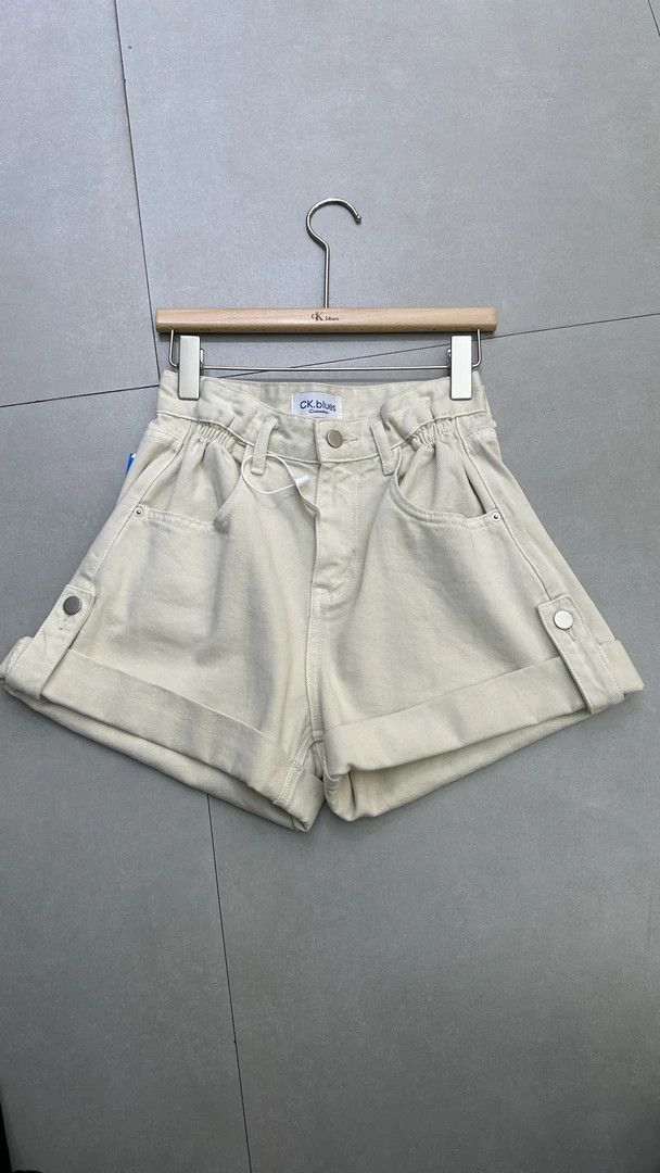 温柔瑶-CK blues#复古潮流翻边牛仔短裤#7360（裤长35cm 腰围68）