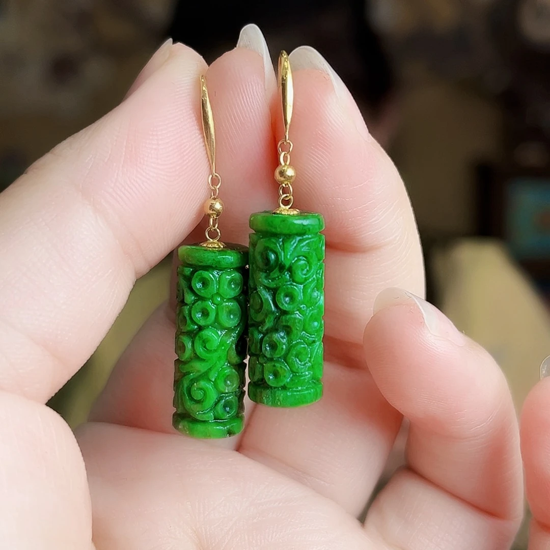 翡翠18K金镶嵌颈饰耳饰