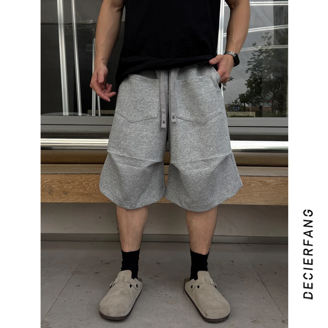 夏季美式褶皱 立体廓形重磅运动空气层六分中裤 宽松阔腿弯刀短裤