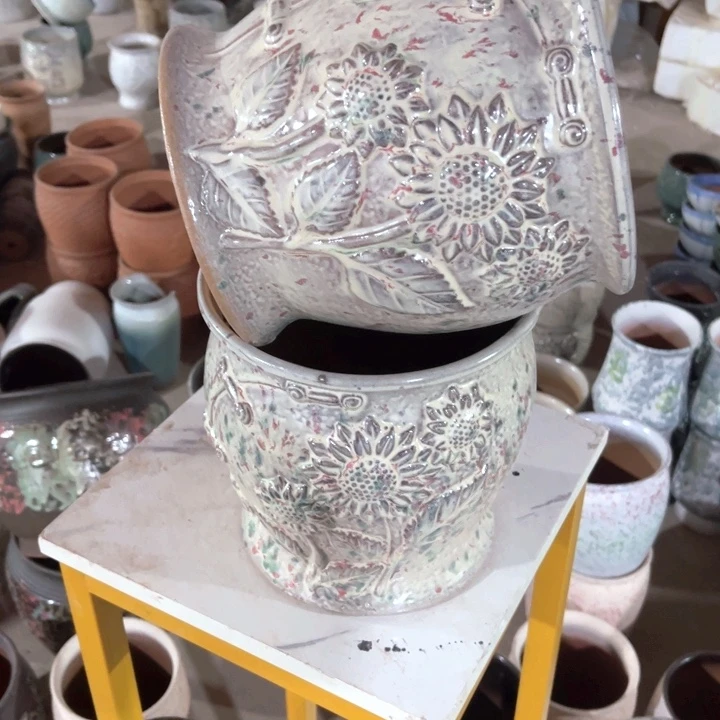 紫砂花盆口径20高度20两只正品