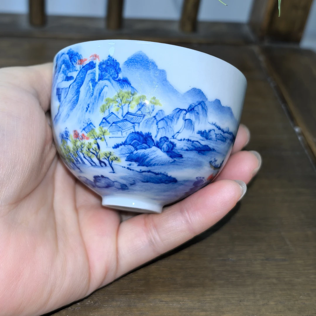 景德镇五彩青花山水，鼓形杯