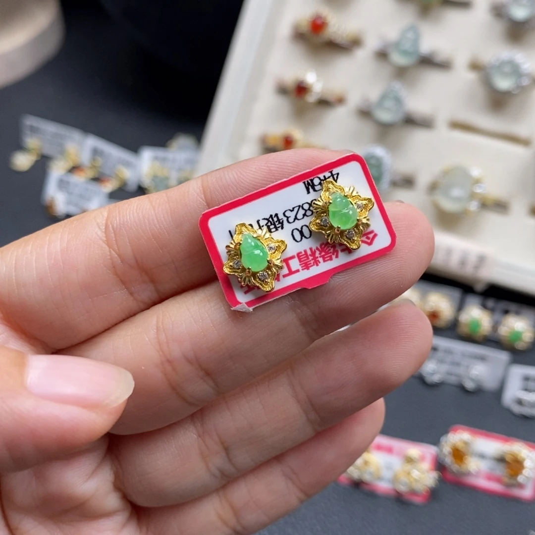 Y***^翡翠银S925镶嵌戒指