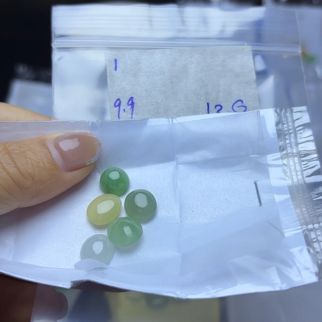 定制翡翠未镶嵌不退