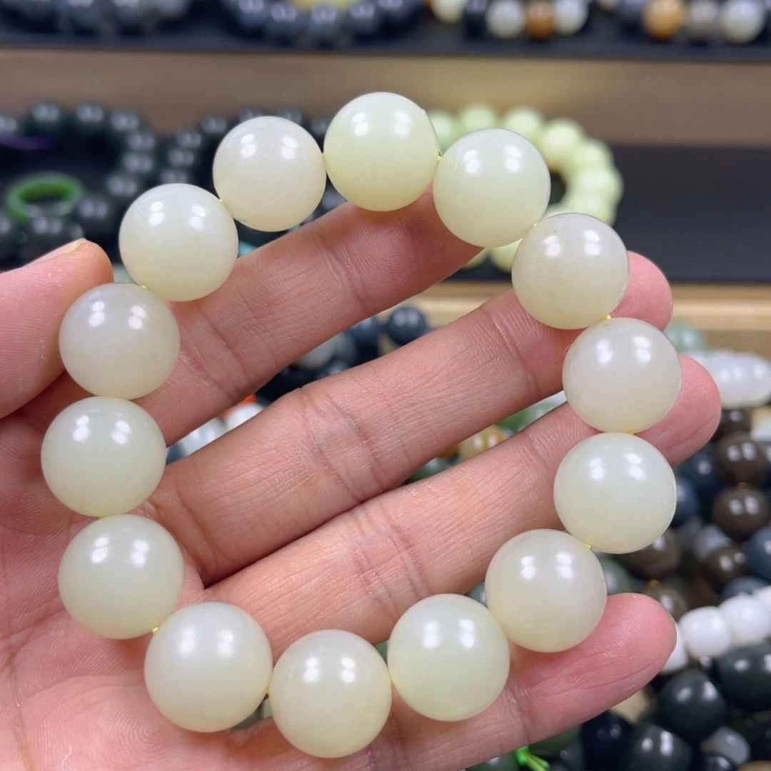 和田玉手串未镶嵌