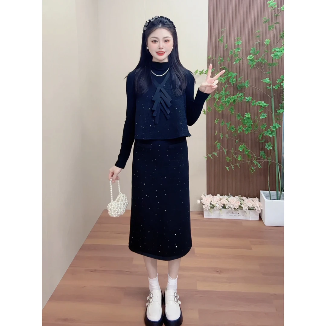 【MYC严选】 2025新款秋冬季亮片小香风V领轻奢时尚三件套装