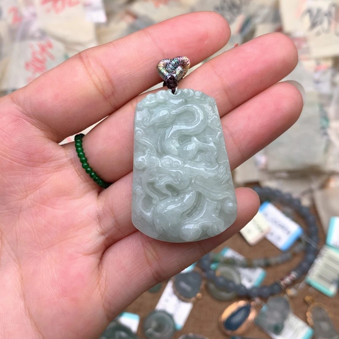 翡翠未镶嵌挂件一