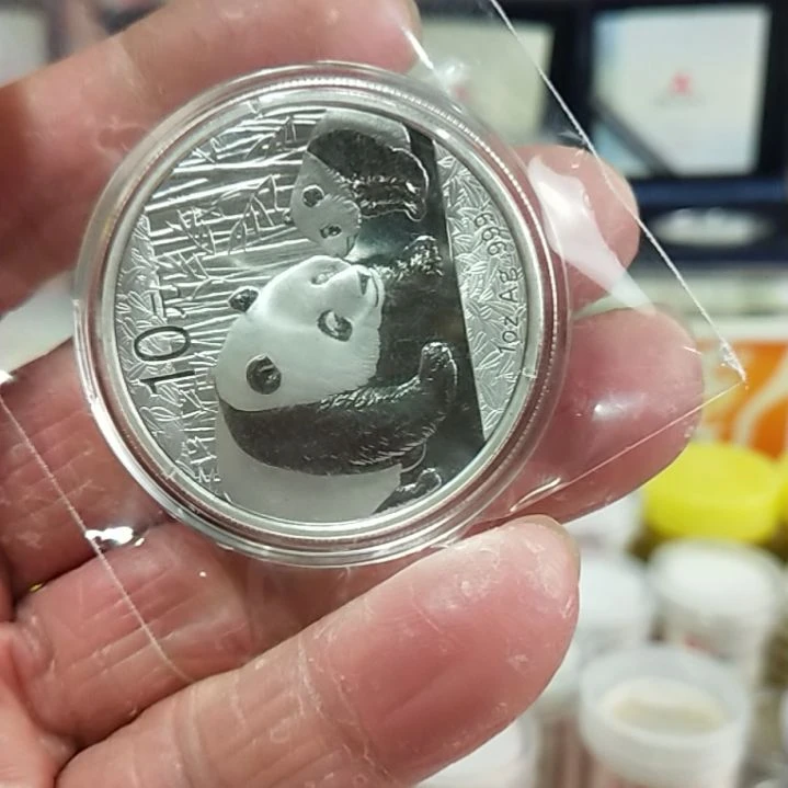 其他普通金属11年熊猫纪念银币1盎司没证书没有盒子
