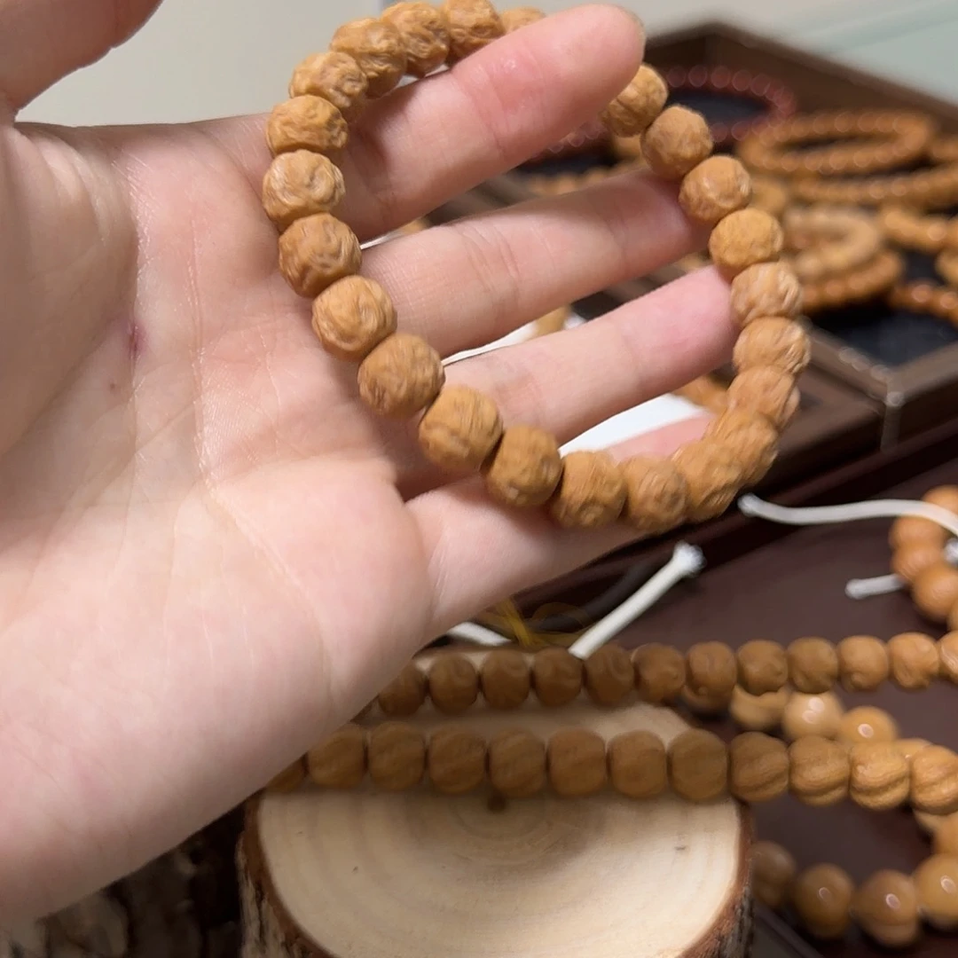 吊坠猴头核桃龙蛇之变