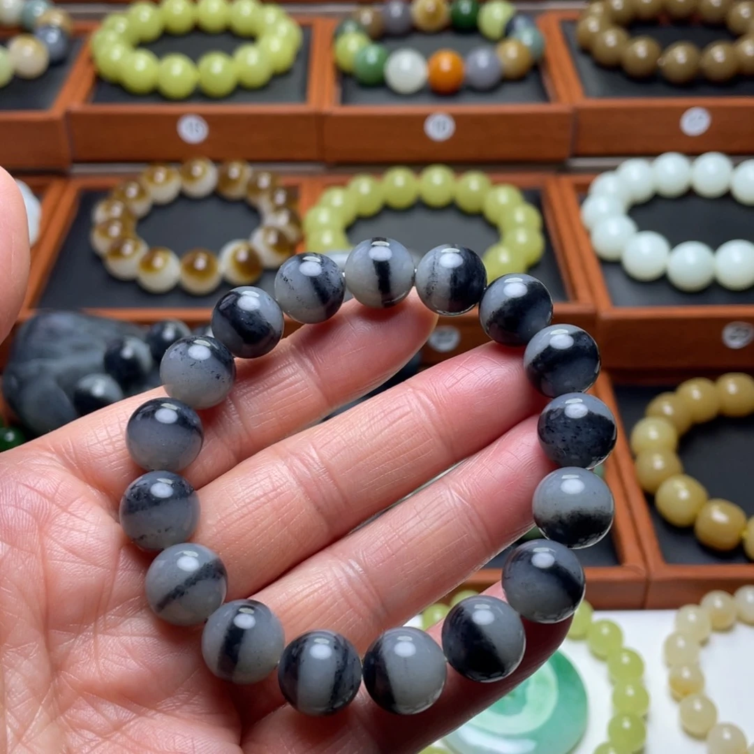 和田玉未镶嵌手串