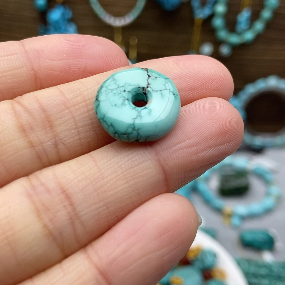 绿松石未镶嵌扣子