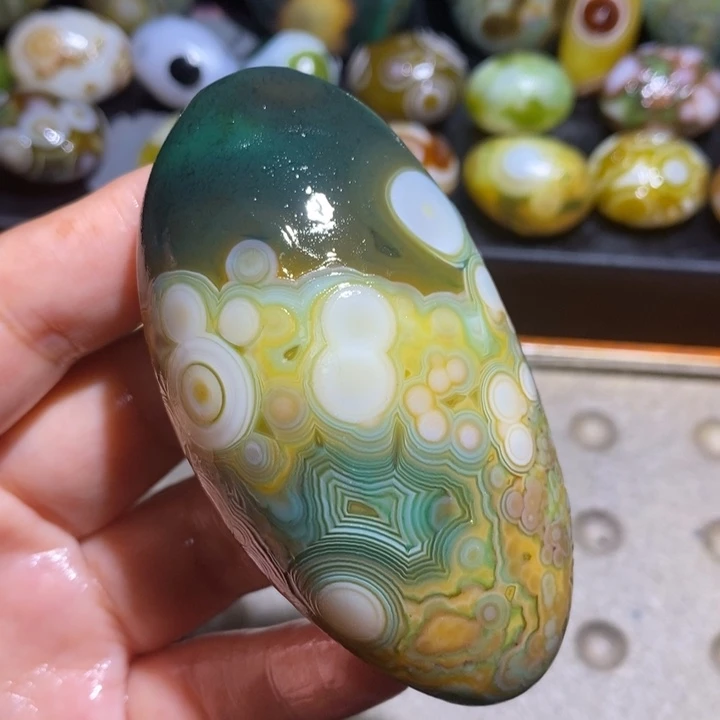 未镶嵌玛瑙/玉髓珠宝半成品69