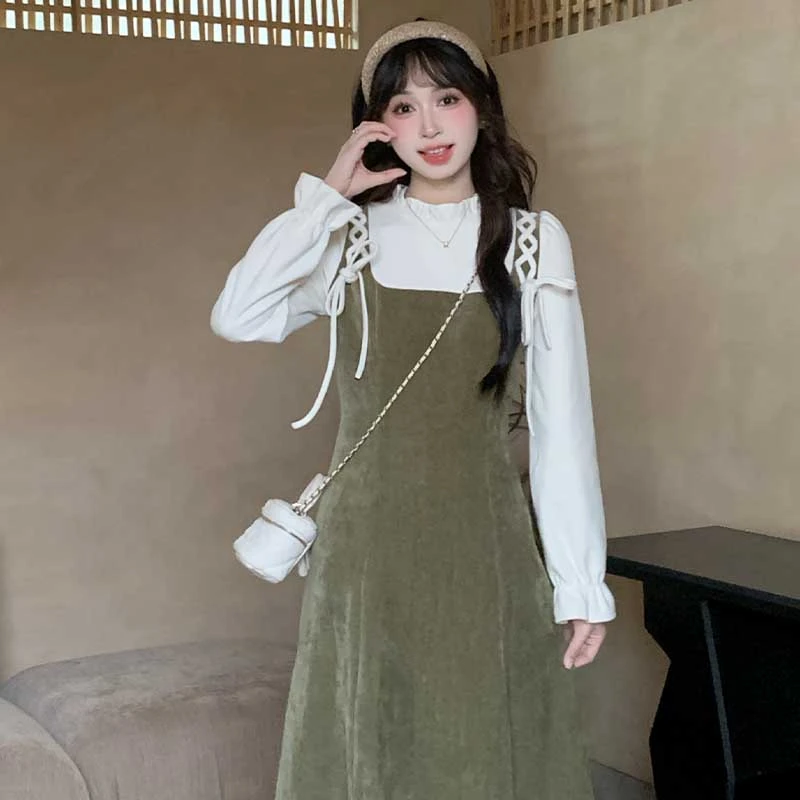 慕兔法式复古收腰复古绿色连衣裙女冬款荷叶领假两件长裙
