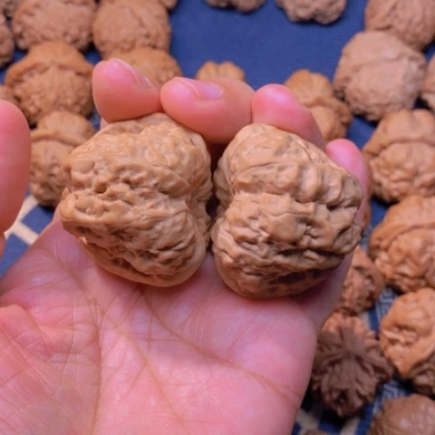 【闪购商品】吊坠文玩核桃美*王蛙蛙42