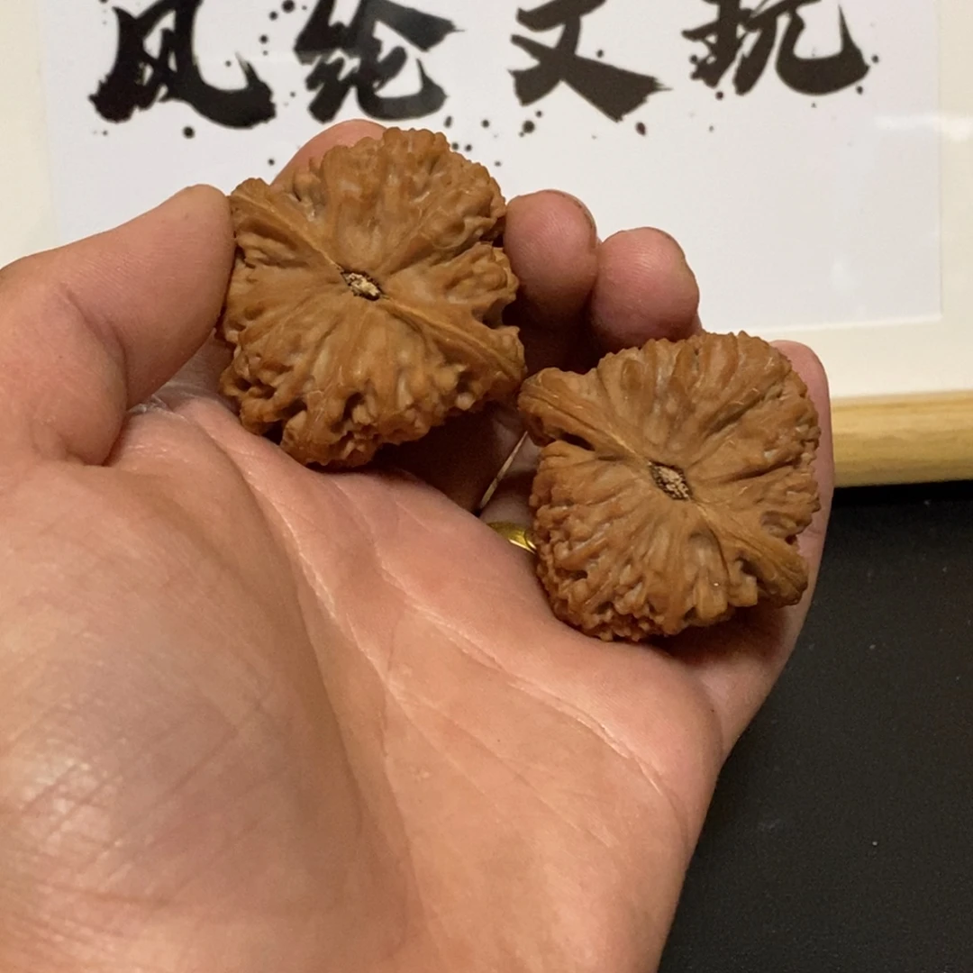 ゞ****核桃手串/手链南疆石43克重53