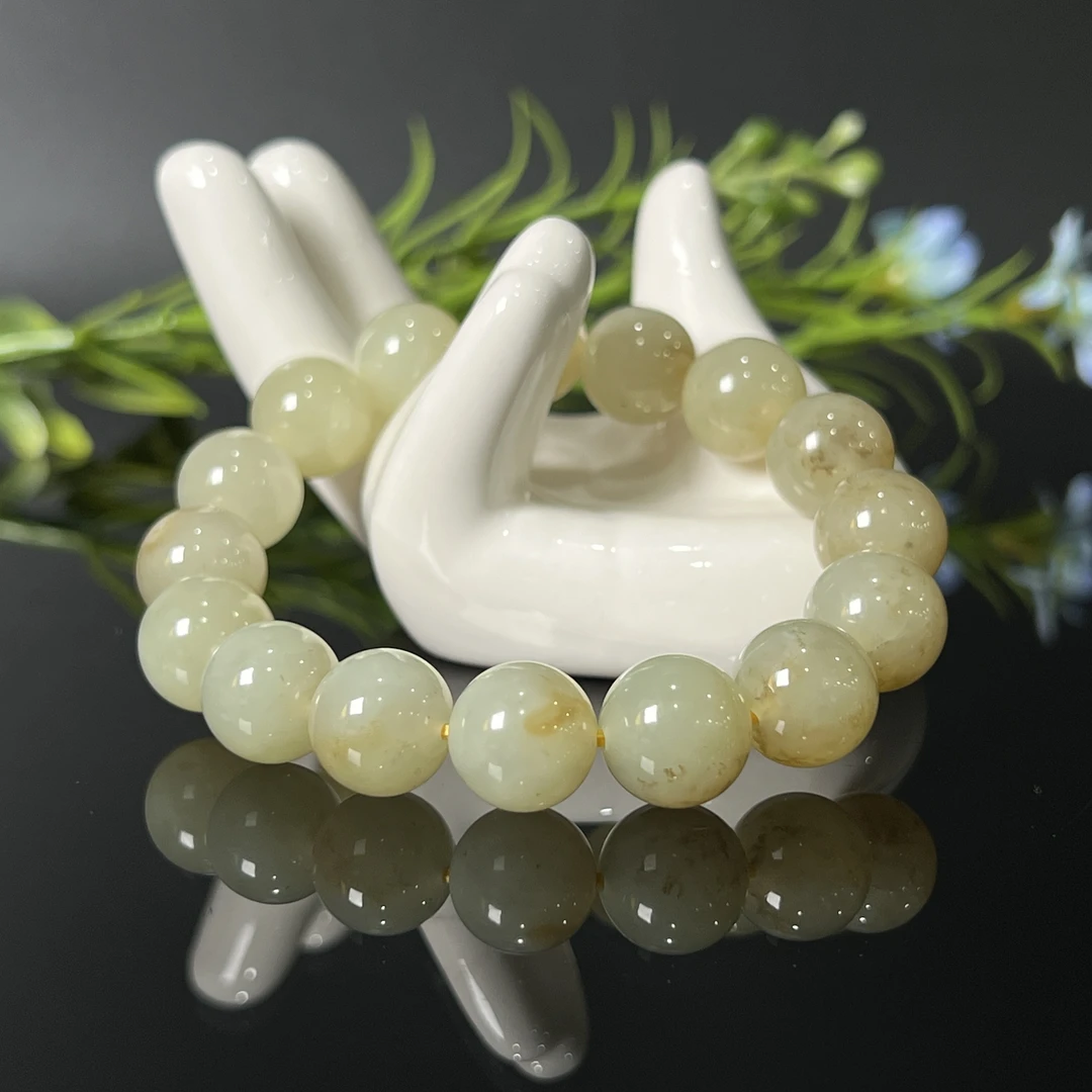 1228GC6637和田玉手串