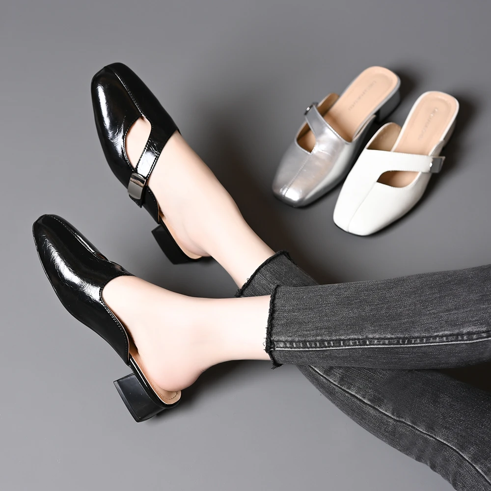 粗跟包头半拖鞋女夏外穿2025新款网红爆款凉鞋穆勒鞋银色单鞋洋气