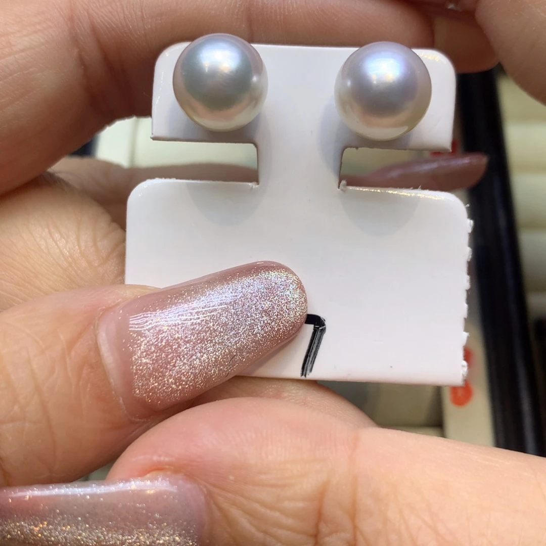 铂Pt950镶嵌耳饰海水珍珠