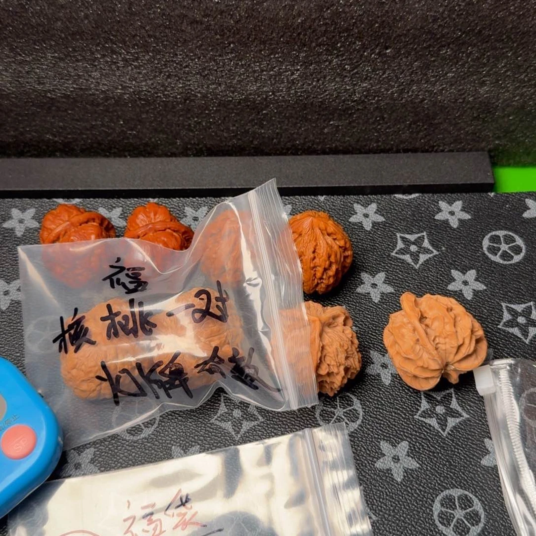 醉***眸桃核把件核桃树的生长发育和生长