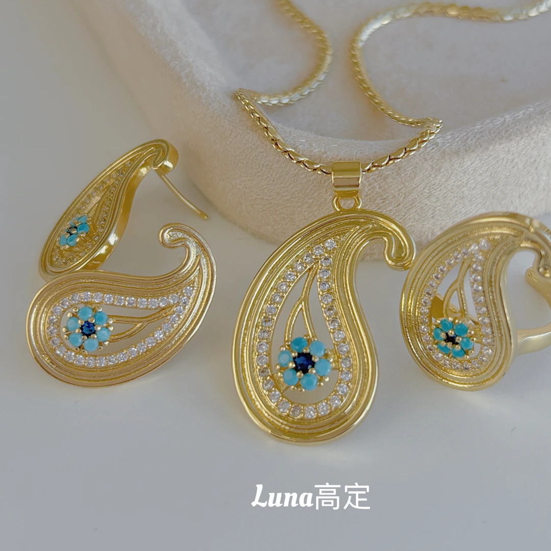 铜合金合成锆石项链 Luna定制0687腰果花绿金色时尚项链三件套