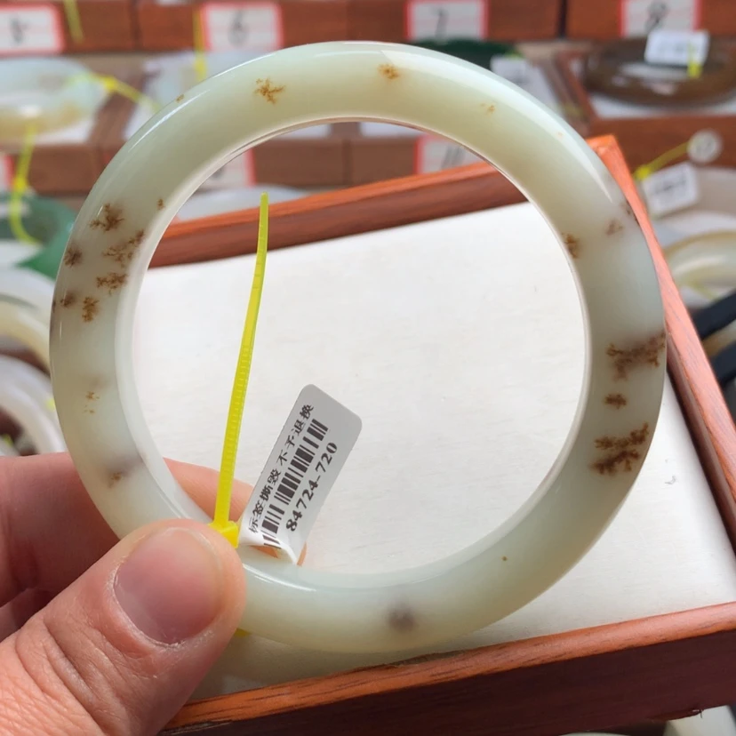 【闪购商品】和田玉手镯未镶嵌