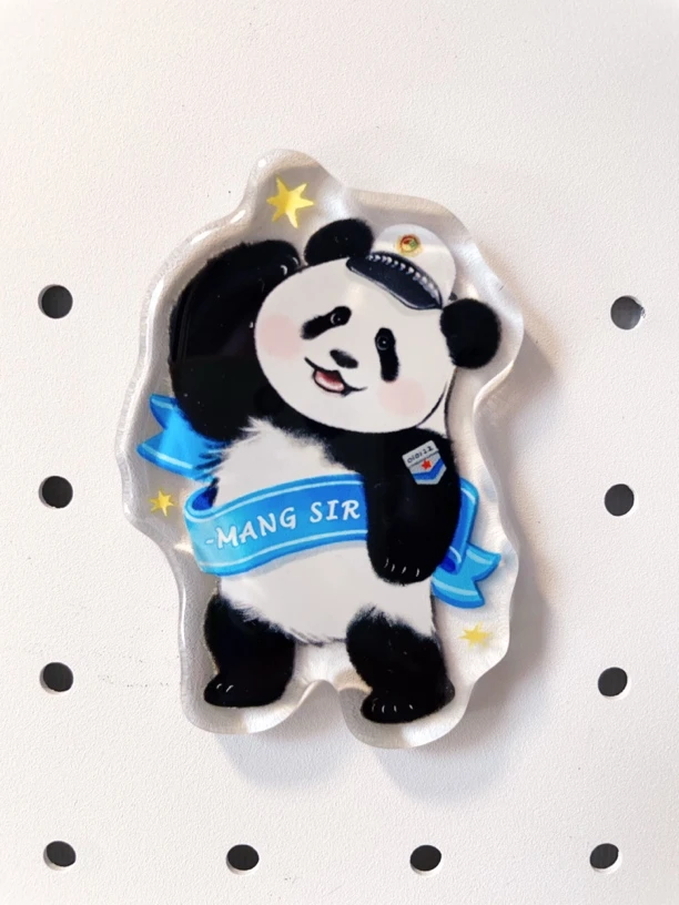 大熊猫莽小五创意设计亚克力冰箱贴磁吸熊猫造型高透款家居装饰
