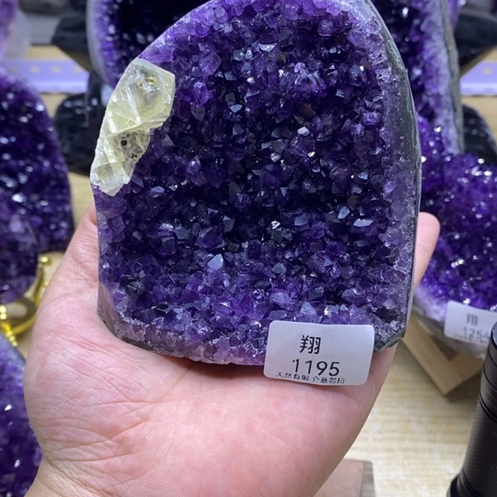 未镶嵌紫晶大型摆件（非配饰）