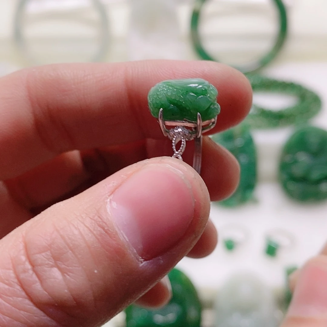 【闪购商品】独山玉戒指未镶嵌浅*