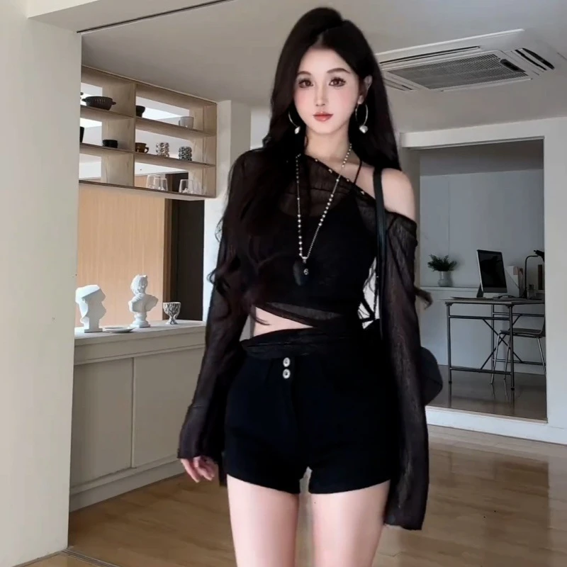 纯欲风辣妹性感黑色短款长袖T恤女春夏季新款设计感罩衫显瘦上衣