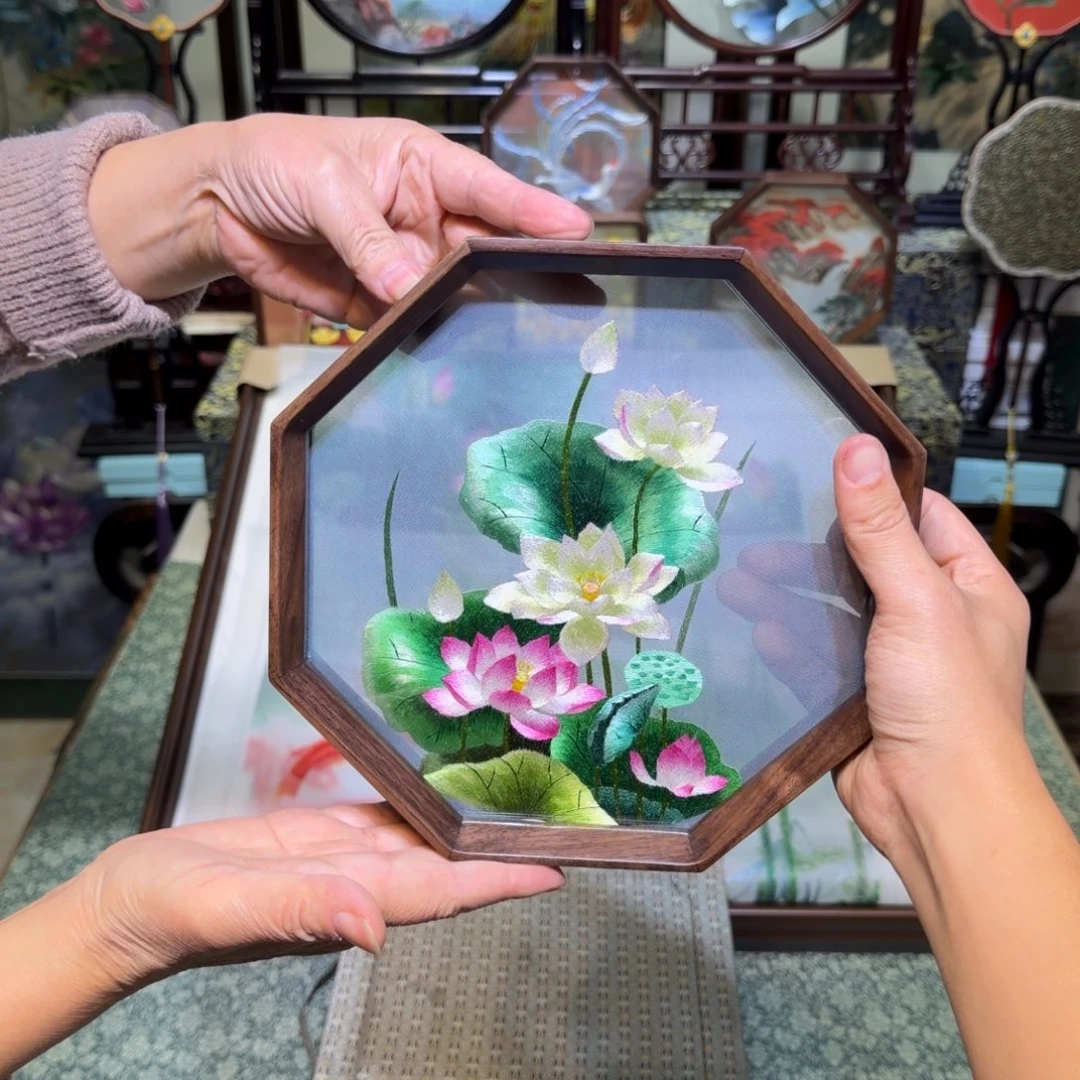 刺绣手工苏绣工艺制作技艺精湛异色