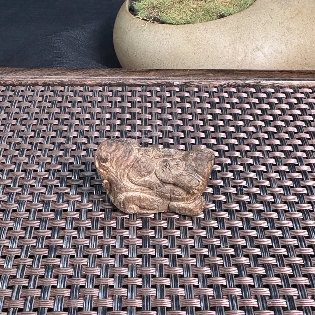 ZYCX-1306 惠安玄武雕刻件6.62g 约：41*20*21mm