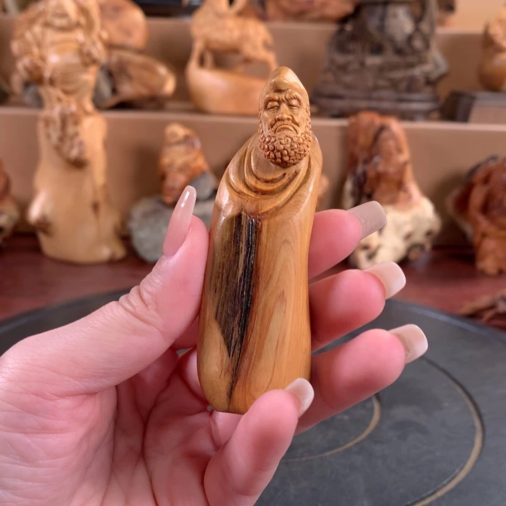 柏木（崖柏）根雕摆件