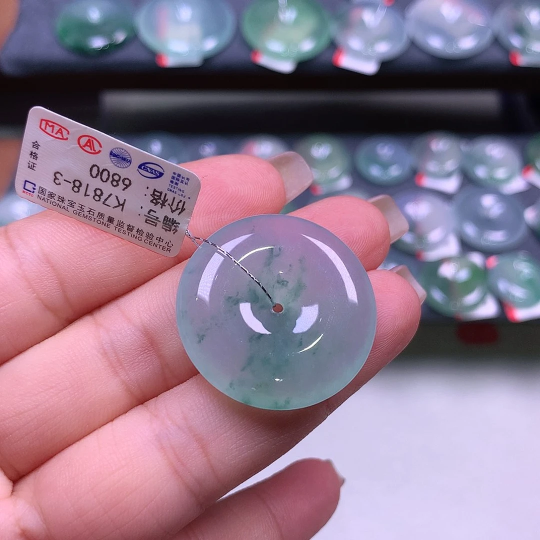 颈饰未镶嵌翡翠28.2×5.5