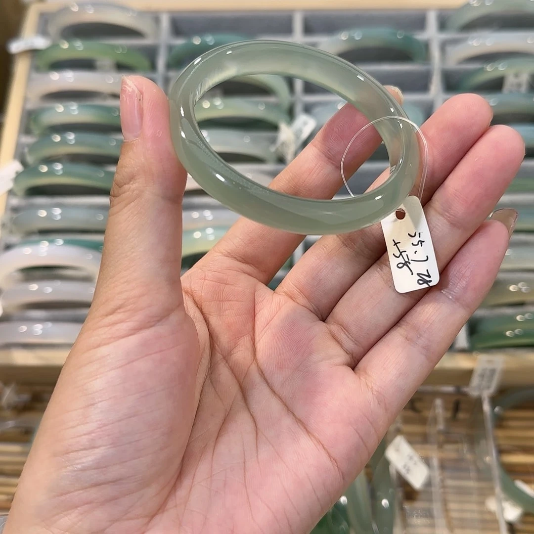 玛瑙/玉髓手镯未镶嵌圈口55.7