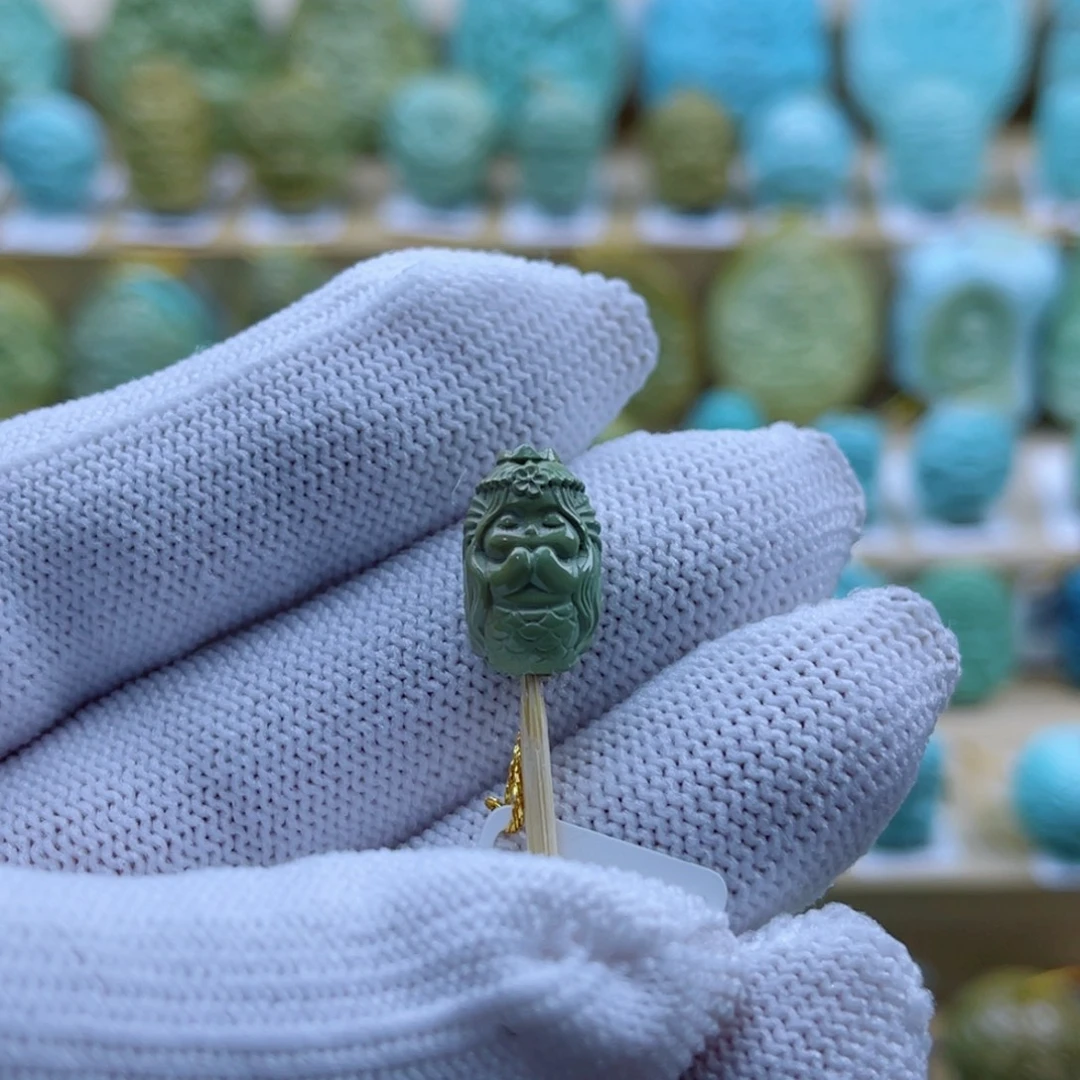 绿松石未镶嵌珠宝奇石