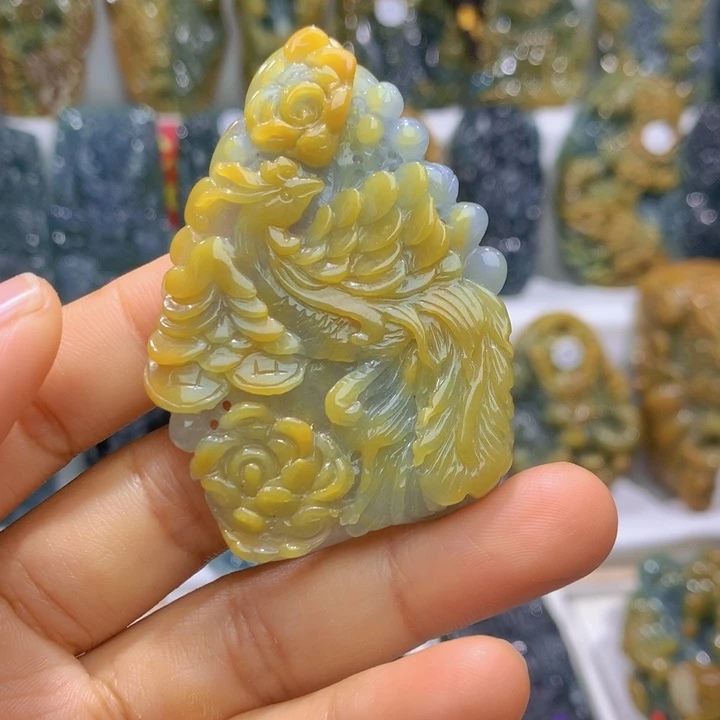 吊坠(不含链)未镶嵌翡翠