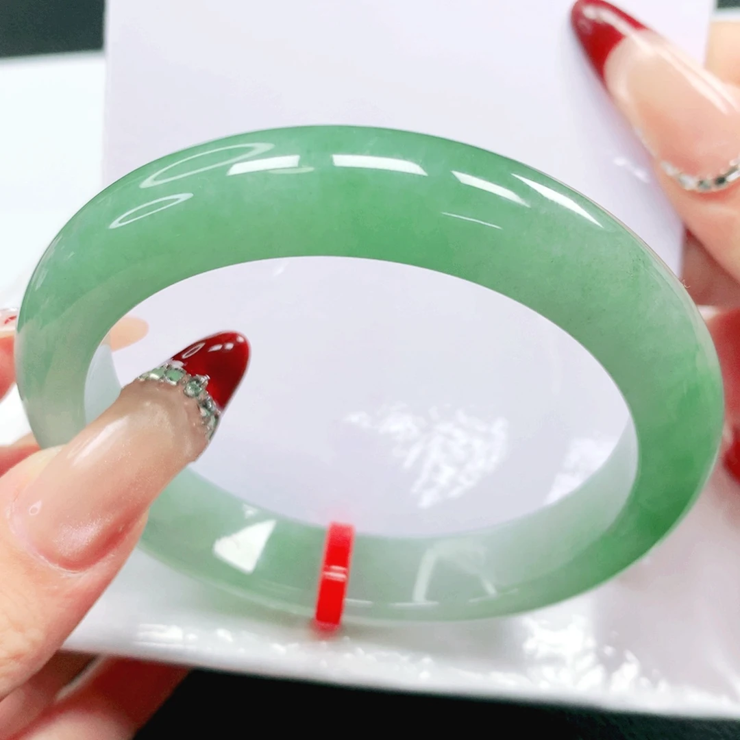 翡翠未镶嵌手镯61