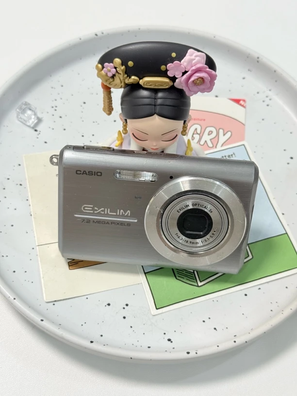 8新 Casio/卡西欧 EX-Z75（屏幕略黄 不影响成像）