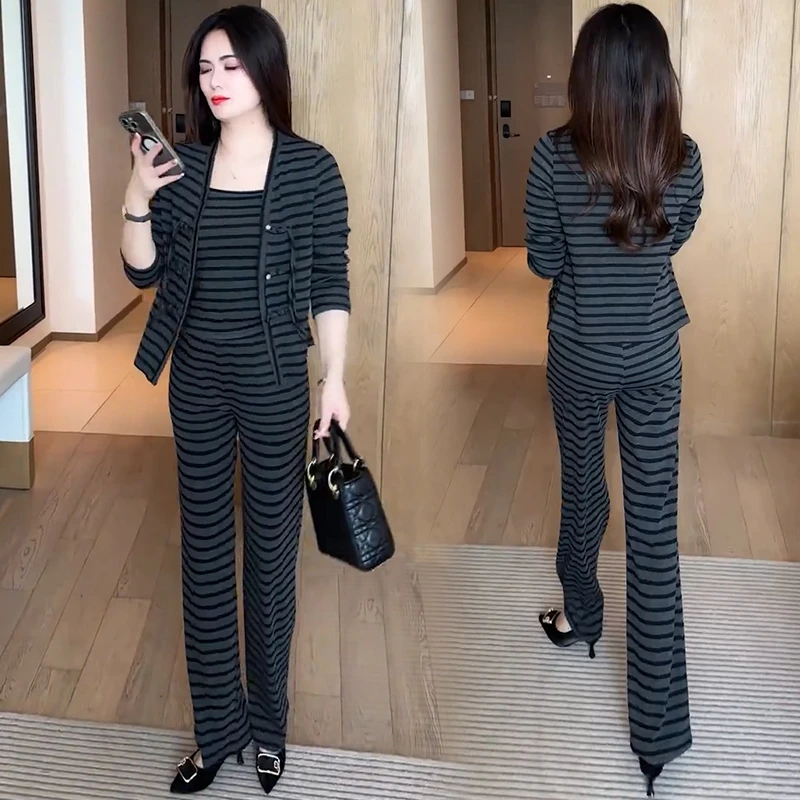 La babite条纹时尚套装女秋季新款洋气盘扣开衫阔腿裤休闲三件套