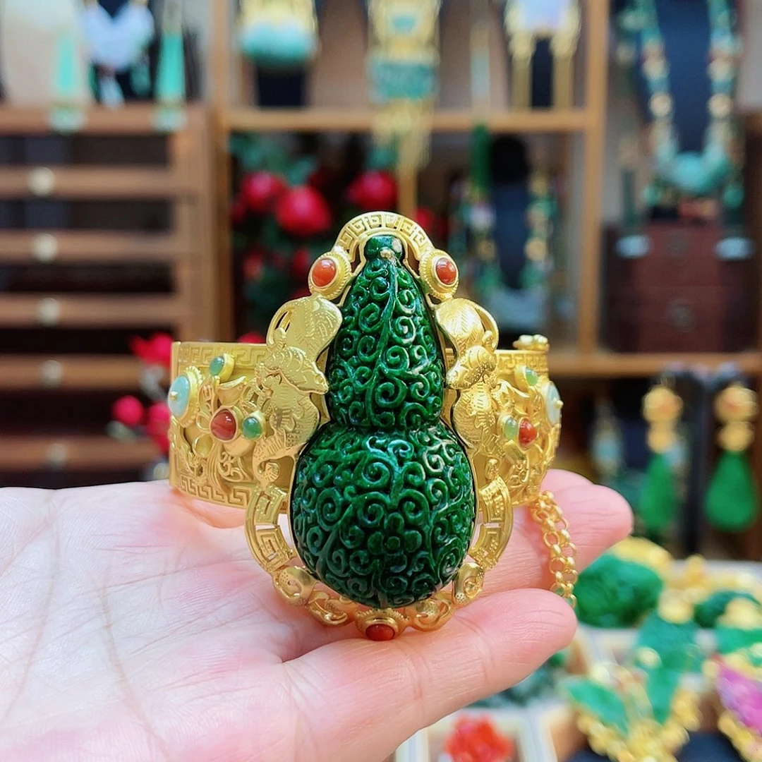 合金手镯翡翠48小时鉴赏期