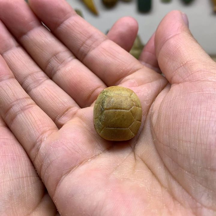 【闪购商品】透闪石质玉未镶嵌把件