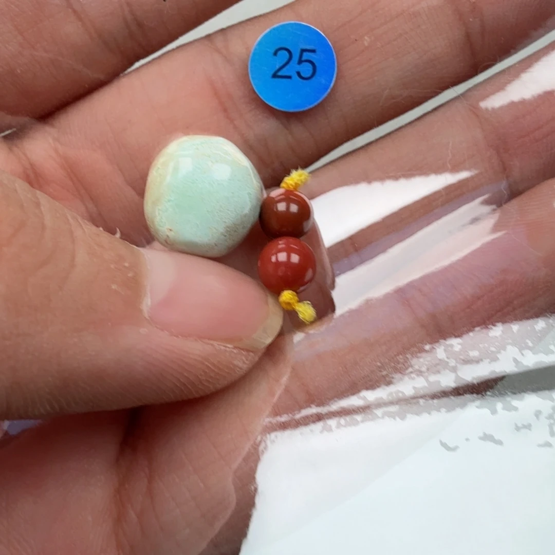 南红玛瑙未镶嵌珠宝奇石