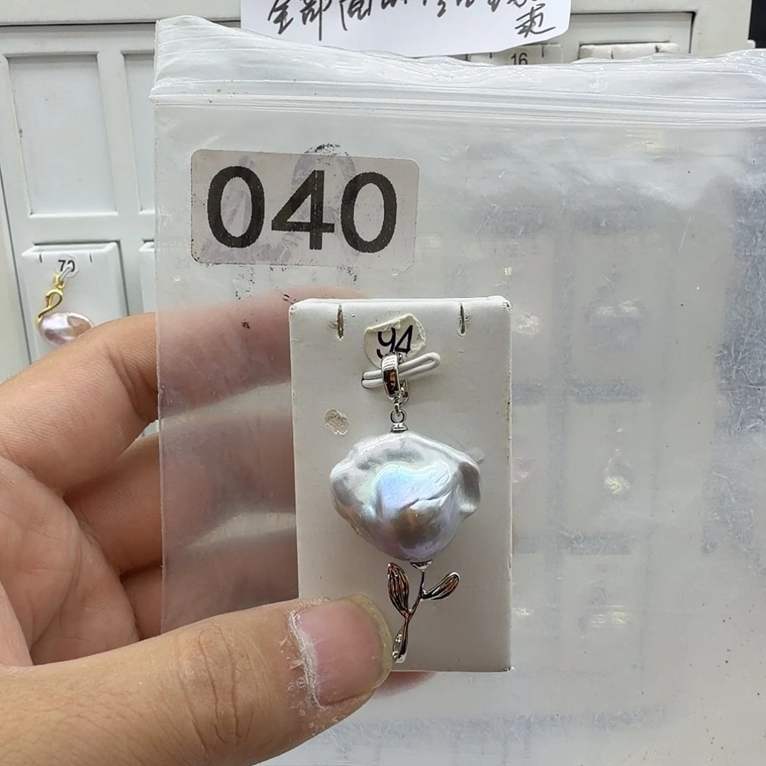 淡水珍珠颈饰合金